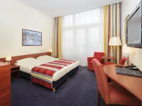 Boulevard Hotel Scheveningen Hotels near Lighthouse Scheveningen