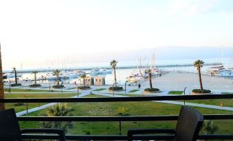 The Marina Hotel Burhaniye - Housity