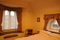 The Lemon Tree Hotels in Rhosddu
