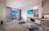 Lagomandra Beach Hotel Hotels in Paradisos