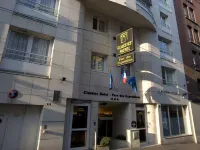 巴黎伊西萊穆利諾布特坎普酒店