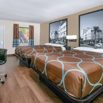 Super 8 by Wyndham Moss Point