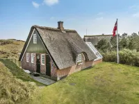 "Dordi" - 300m from the Sea - Parkplatz