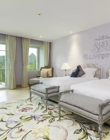 ห้องดีลักซ์สำหรับครอบครัวแบบเชื่อมต่อกัน(24 Hours Use Of Room)