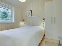 "Cate" - 150m from the Sea