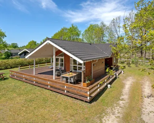 "Ebbi" - 36km from the Sea Hotels in Arrild
