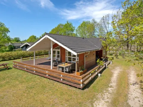 "Ebbi" - 36km from the Sea