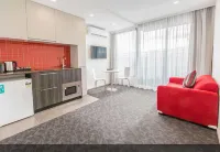 Comfort Apartments Box Hill - Previously City Edge Box Hill Apartment Hotel - balcony