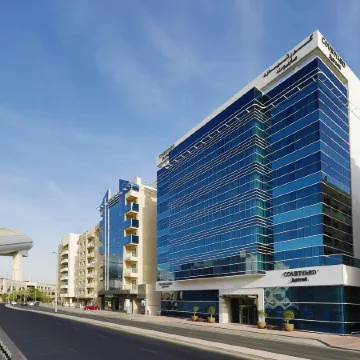 Courtyard by Marriott Al Barsha Отели рядом с достопримечательностью «Парк развлечений Ски-Дубай»
