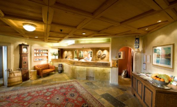 Golfhotel les Hauts de Gstaad & Spa