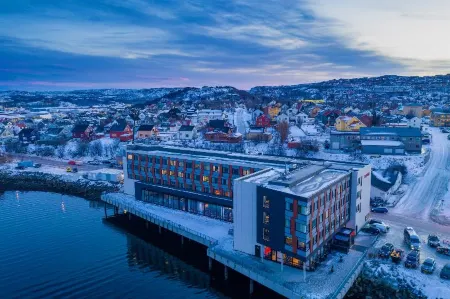 Thon Hotel Kirkenes Отели в г. Киркенес