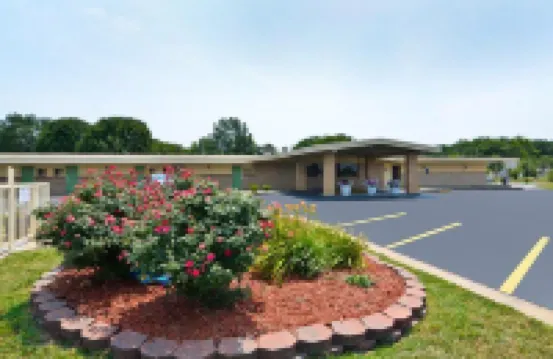 Americas Best Value Inn Iola Hotels in 