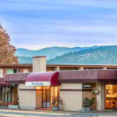 Travelodge by Wyndham Kalispell Hotel Exterior
