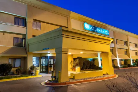 阿爾伯克基日報中心西北拉昆塔温德姆套房酒店