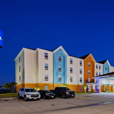 Best Western Ingleside Inn Suites