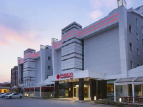 Ramada Plaza by Wyndham Izmit Hotel di Izmit