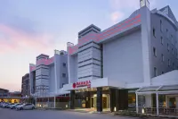 Ramada Plaza by Wyndham Izmit Отели в г. 