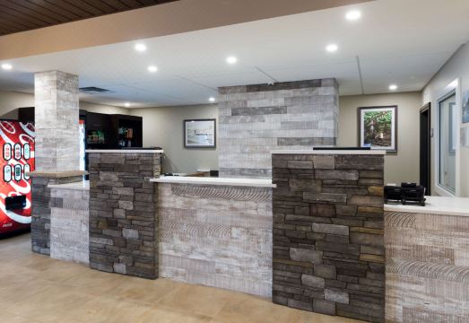 라마다 바이 윈덤 레벨스톡