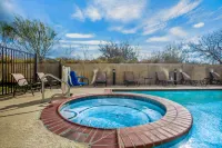 La Quinta Inn & Suites by Wyndham Karnes City - Kenedy