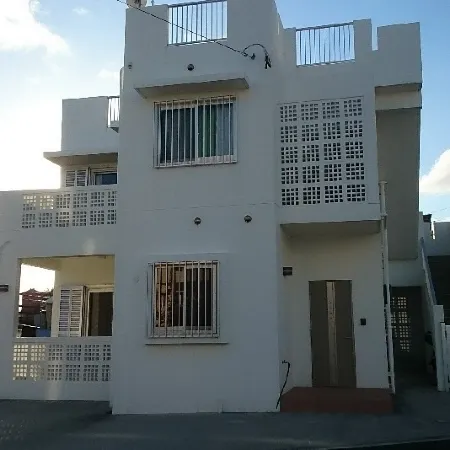 Ashipi Ginoza