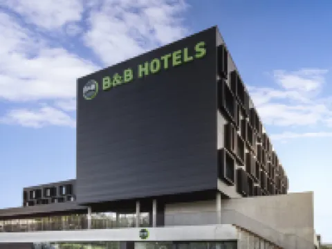 B&B Hotel Guimarães Hotels near Guimarães Castle