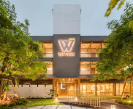 Hotel Wizpark Ratchada Hotel berhampiran G Tower