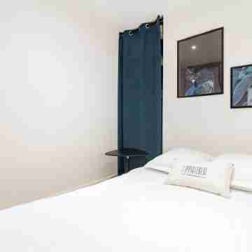 ******************************* Rooms