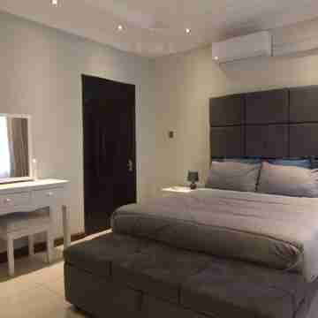 Lusaka Luxe: Your Private Oasis Awaits in the Heart of Zambia Others