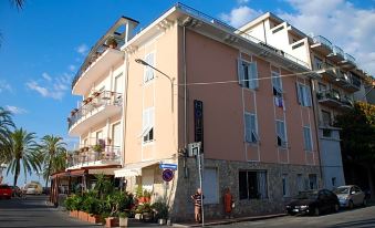 Albium - Hotel Sul Mare