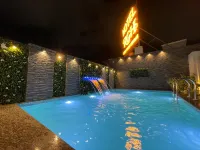 Hotel Royal Grand Heritage Hotels in Puri