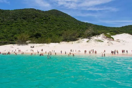 Casa - Centro - Arraial do Cabo - Aluguel Econômico Отели рядом с достопримечательностью «Praia dos Anjos»