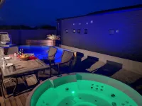 Ocean Resort Tateyama Pool House - 4 Yıldız
