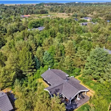 "Arlett" - 950m from the Sea