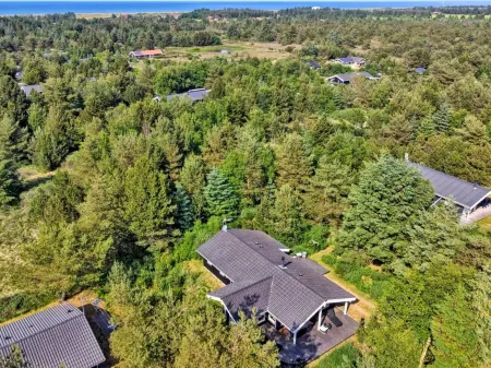 "Arlett" - 950m from the Sea Отели в г. Fjerritslev