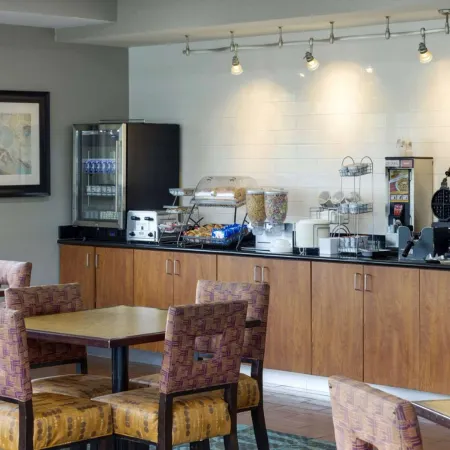 La Quinta Inn & Suites by Wyndham Edmond