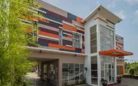 Regency Hotel Pringsewu Hotels in Pesawaran Regency