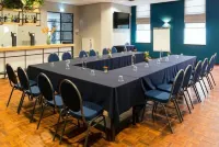 Hotel de Koppelpaarden Hotels in Рюрло
