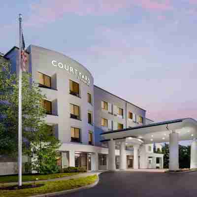 Courtyard Hartford Farmington Hotel Exterior