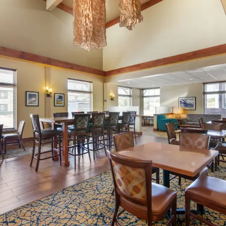 Best Western Golden Prairie Inn Suites