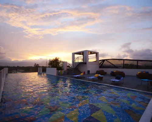 Hue Hotels and Resorts Puerto Princesa Managed by HII Ξενοδοχεία στην πόλη Παλαβάν