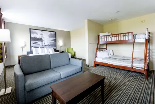 Super 8 by Wyndham Truro NS