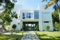 Shelter Beach Resort Hotels in Vada Nemmeli