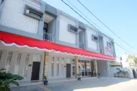 Urbanview Hotel DJ Inn Tegal Hotel dekat GERBANG PAI 1