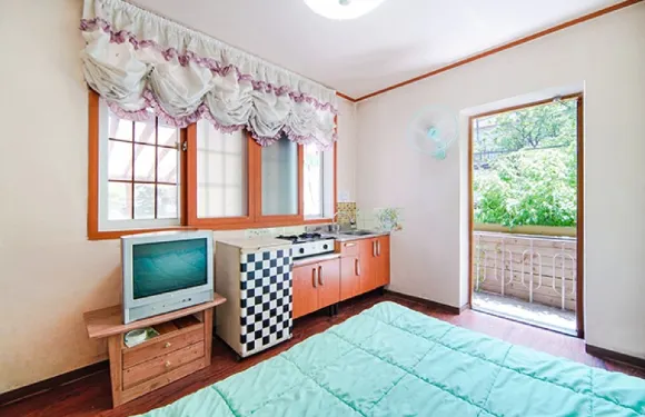 南原吉里桑大霍旅館