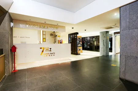 Siheung Seven Hertz Отели рядом с достопримечательностью «Saeng-Geumjib»