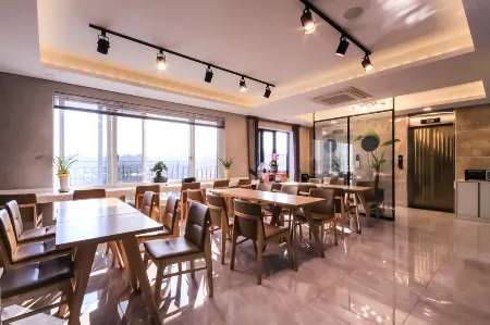 Yeongju Alto Hotel Отели в г. Йонджу