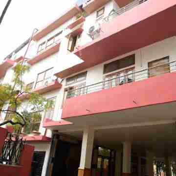 Treebo Trend Prabash Atithi Griha Hotel Exterior