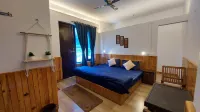 The Hostel Stories, Bir - Landing Site