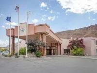 كواليتي سويتس مواب نير أرتشيس ناشونال بارك فنادق في مواب