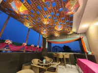 SQUARE 9 INN